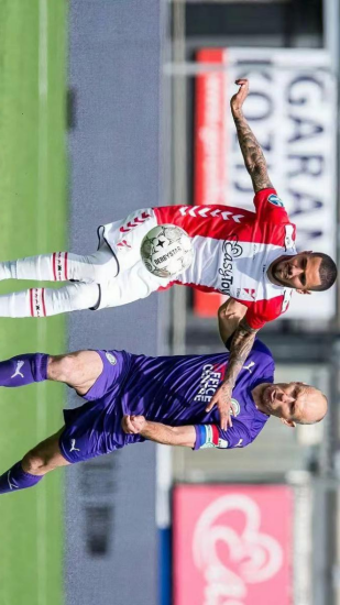 保持在并列 保持在并列